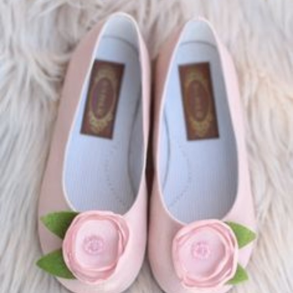 New JOYFOLIE Boutique Charlotte Flat & Hair Clip - Picture 2 of 6